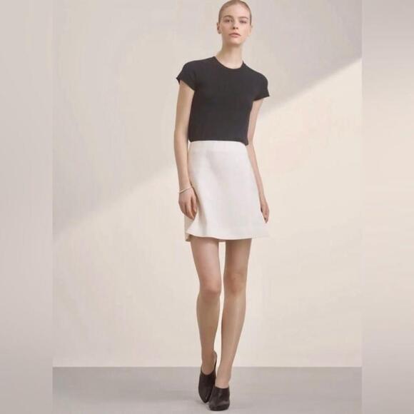 Aritiza Babaton - Hopper Skirt - Picture 2 of 11